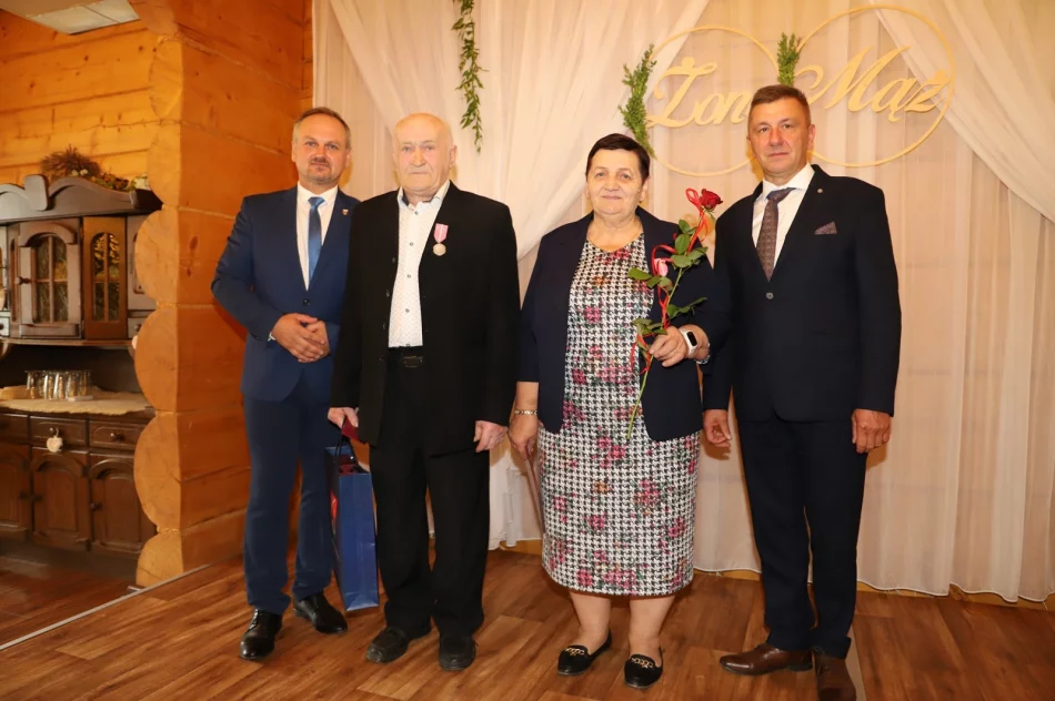 "Złote gody" 26 par - opóźnienia z pandemii - zdjęcie 15