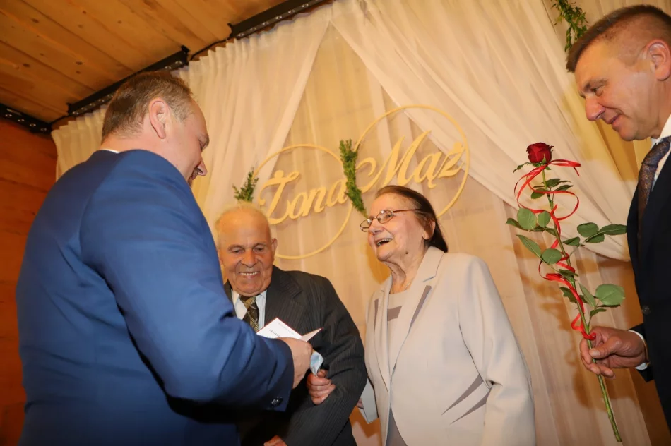 "Złote gody" 26 par - opóźnienia z pandemii - zdjęcie 20