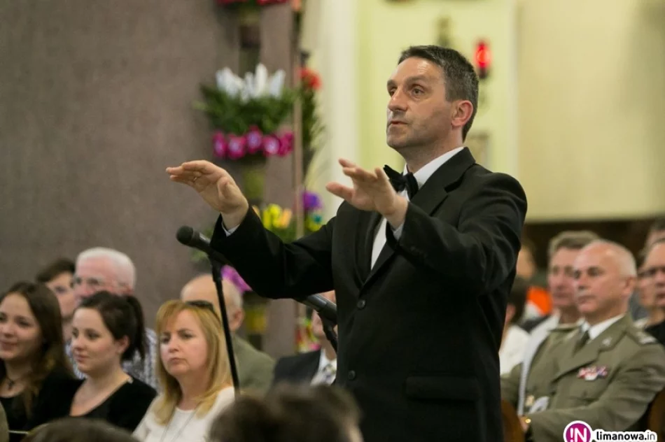 Niezwykły koncert z bisami i owacją na stojąco - zdjęcie 2