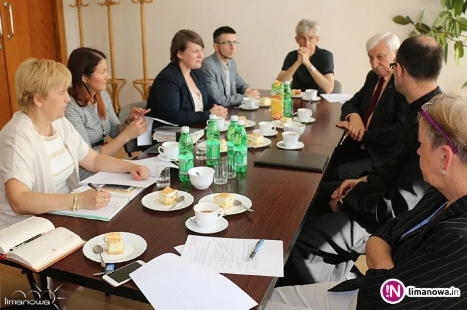 Goście z Francji, Chile, Czadu, Ukrainy i Madagasakru … w Limanowej - zdjęcie 2