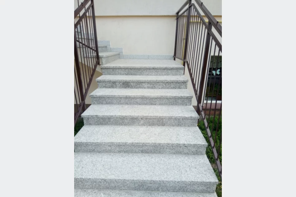 Zmodernizowano sale gimnastyczne w szkołach - zdjęcie 10