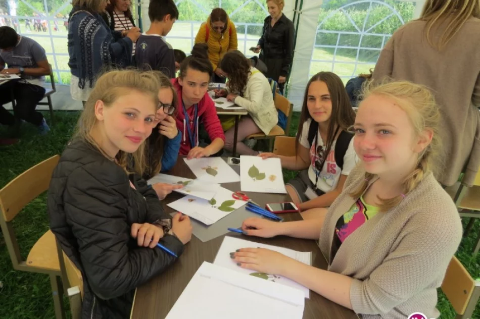 Uczniowie z Zespołu Szkół Nr 1 w Starej Wsi z wizytą na Litwie - zdjęcie 4