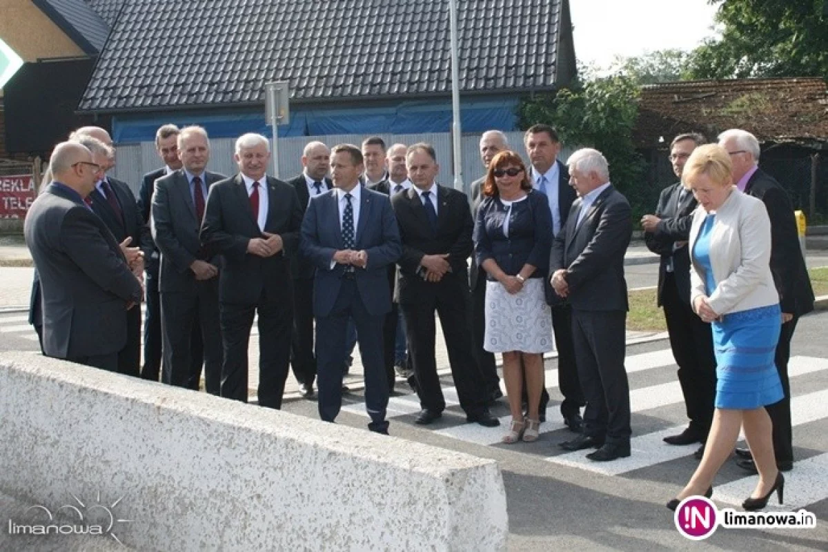 Rondo (Limanowa-Sowliny) oficjalnie oddane w ręce kierowców