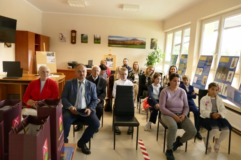 Podsumowali literacki konkurs - zdjęcie 7