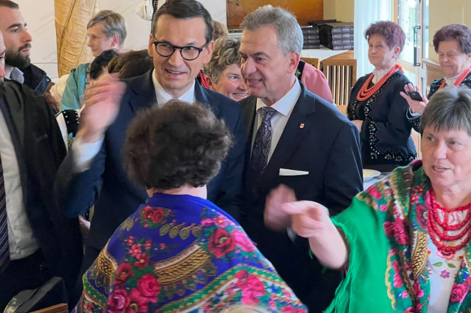 Wizyta Premiera na Kongresie KGW - zdjęcie 10