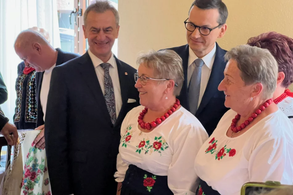 Wizyta Premiera na Kongresie KGW - zdjęcie 12