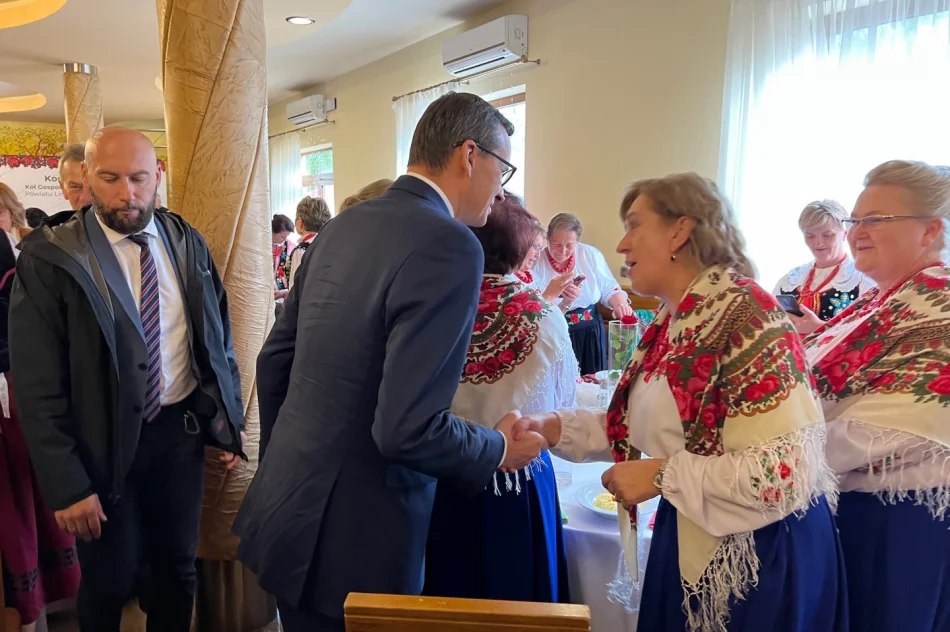 Wizyta Premiera na Kongresie KGW - zdjęcie 17