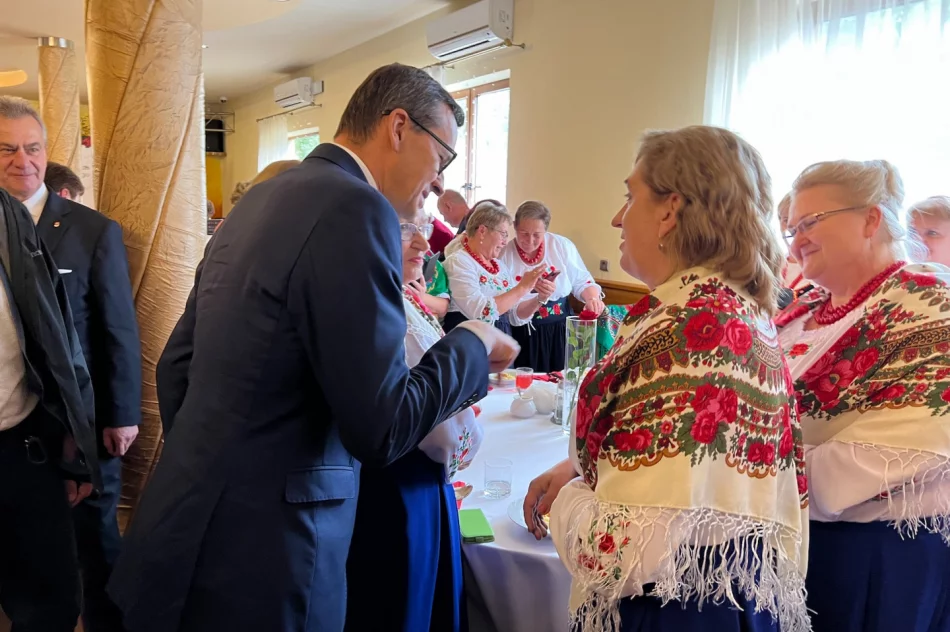 Wizyta Premiera na Kongresie KGW - zdjęcie 18