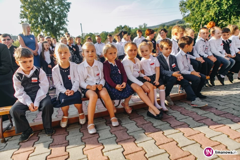 Prezes IPN zainaugurował w Stróży rok szkolny 2018/2019 - zdjęcie 4