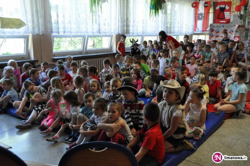 „Dzień języków obcych” w Zespole Szkół w Pasierbcu - zdjęcie 2