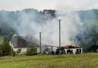 Wujek-podpalacz w areszcie. W domu była kobieta z trójką dzieci - zdjęcie główne