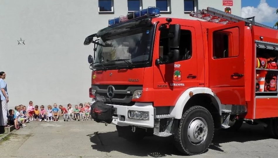 Wizyta Strażaków w Żłobku Miejskim w Limanowej - zdjęcie 1