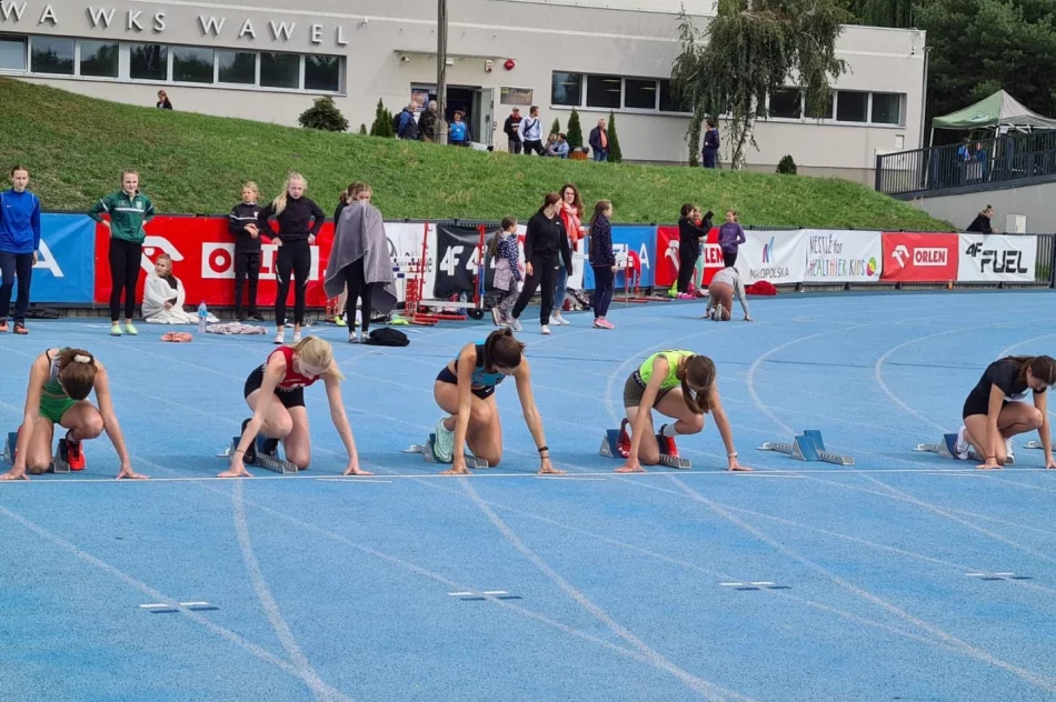 Zawodniczki Limanowa Forrest z medalami  - zdjęcie 7