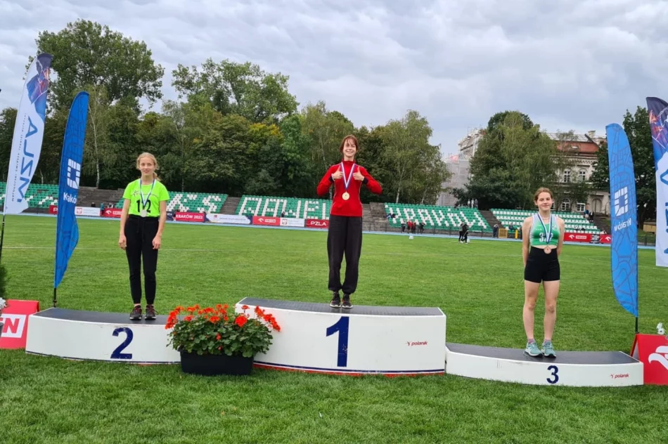 Zawodniczki Limanowa Forrest z medalami  - zdjęcie 8