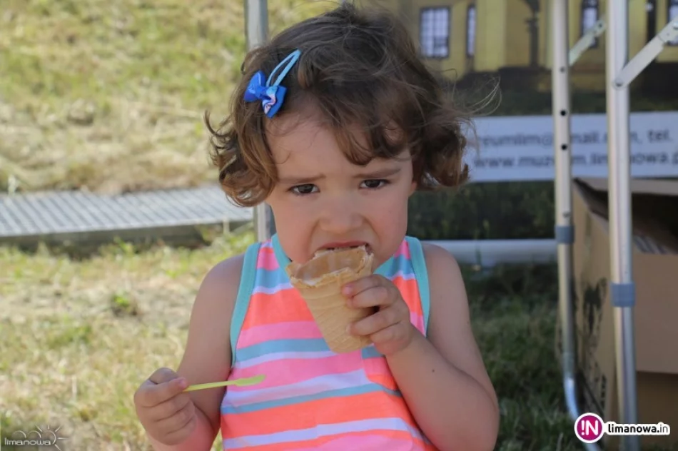 Dzień Dziecka na limanowskiej pływalni z wieloma atrakcjami! - zdjęcie 2