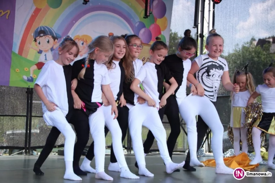 Dzień Dziecka w Starej Wsi pełen radości i wspaniałej zabawy! - zdjęcie 2