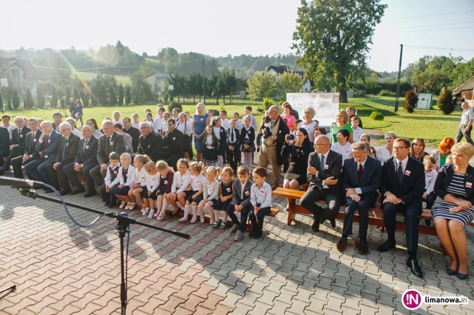 Prezes IPN zainaugurował w Stróży rok szkolny 2018/2019 - zdjęcie 15