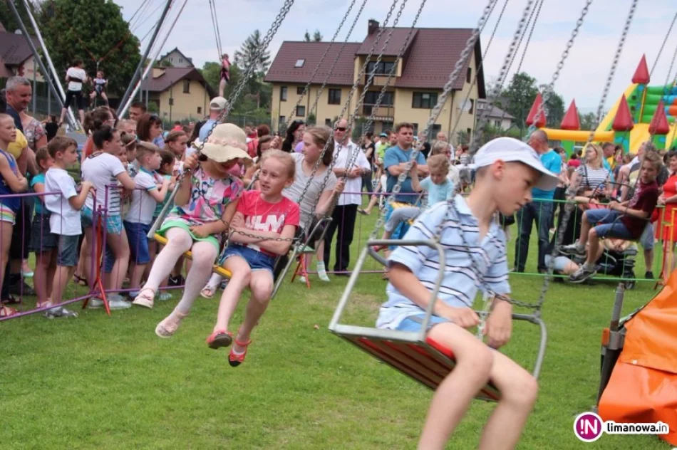Dzień Dziecka w Starej Wsi pełen radości i wspaniałej zabawy! - zdjęcie 4