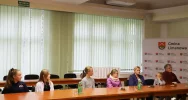 Wręczenie nagród w konkursie plastycznym z okazji 30-lecia Gminy Limanowa - zdjęcie 4