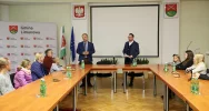Wręczenie nagród w konkursie plastycznym z okazji 30-lecia Gminy Limanowa - zdjęcie 5
