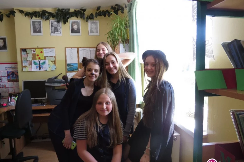 Dzień Biblioteki i Świetlicy w Zespole Szkół nr 1 w Starej Wsi - zdjęcie 2