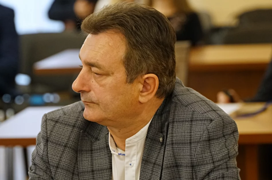 Wiceminister o trudnej sytuacji. "Pomóc ludziom przetrwać zimę" - zdjęcie 9