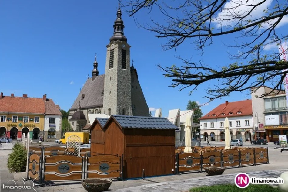 Otwarcie letniego ogródka gastronomicznego w rynku - zdjęcie 2