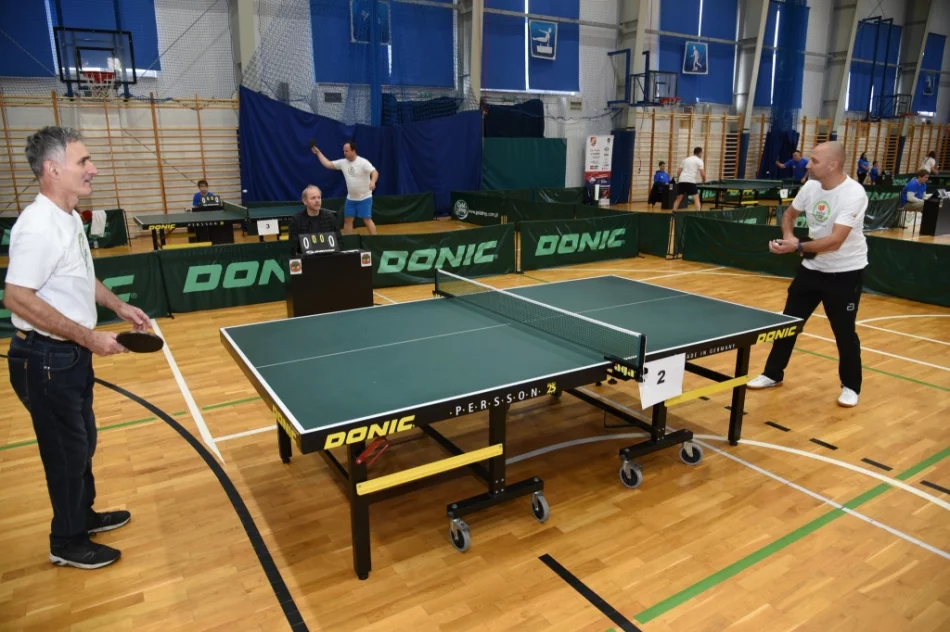 Samorządowa rywalizacja w ping-ponga - zdjęcie 13