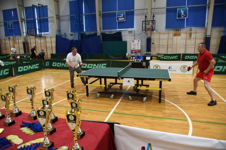 Samorządowa rywalizacja w ping-ponga - zdjęcie 15