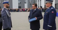 Policjant nagrodzony za niesienie pomocy poza służbą - zdjęcie 4