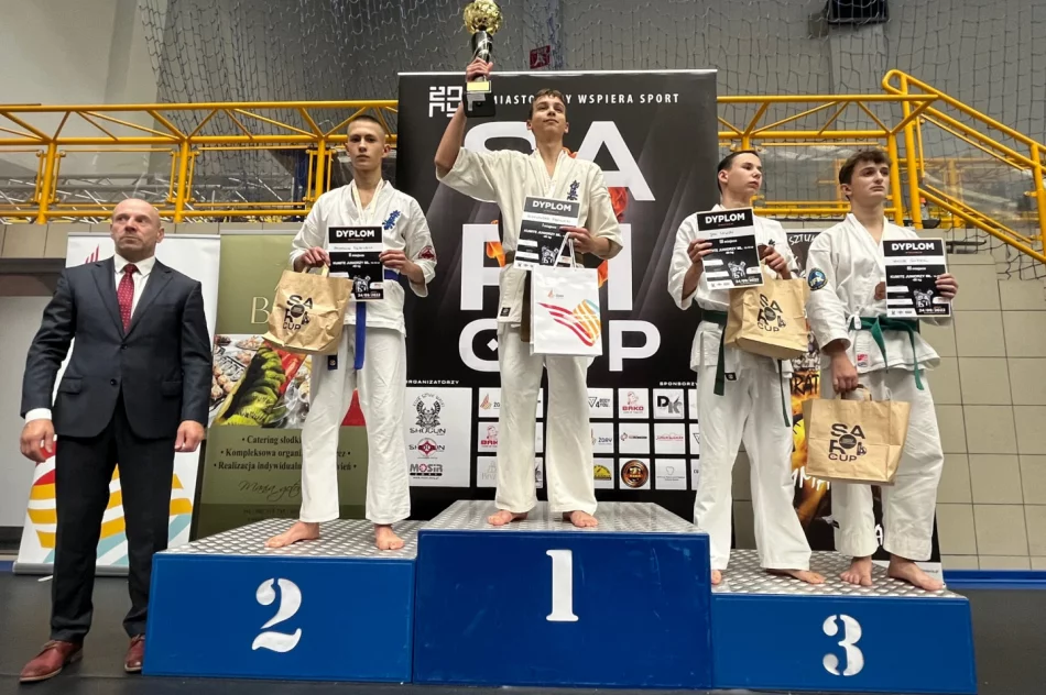 Udany początek sezonu karateków ARS Limanowa JONIEC Team – 6 medali wywalczonych na SARI CUP w Żorach - zdjęcie 4