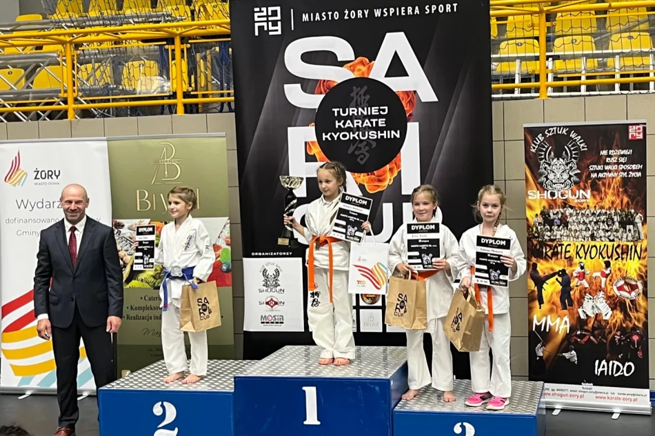 Udany początek sezonu karateków ARS Limanowa JONIEC Team – 6 medali wywalczonych na SARI CUP w Żorach - zdjęcie 5