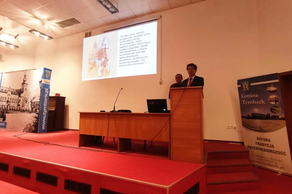 Rajd dla młodzieży z okazji ważnej rocznicy - zdjęcie 8