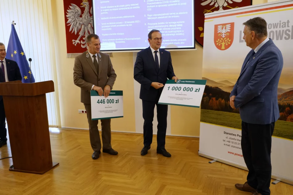 Samorządy z promesami od Lasów Państwowych - zdjęcie 2