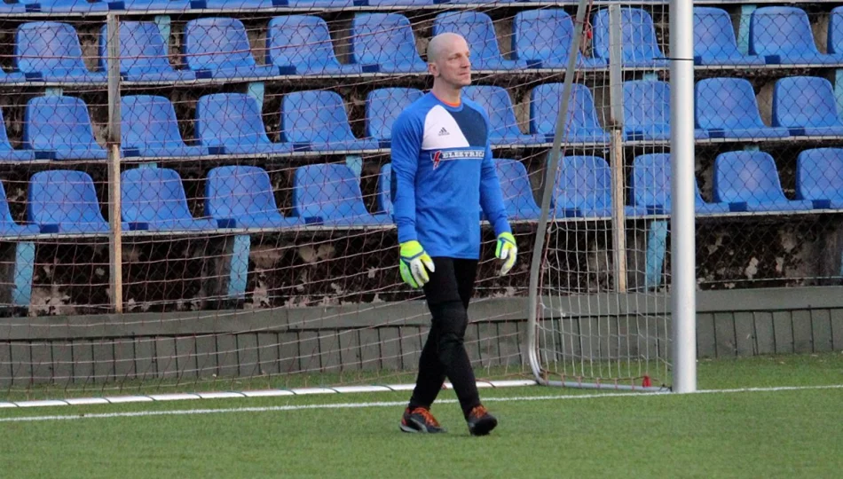 Piątkowe emocje na stadionie Limanovii - zdjęcie 1