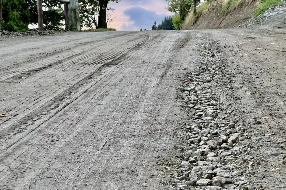 CBA w Urzędzie Gminy. A na czymś takim położono nowy asfalt - zdjęcie 2