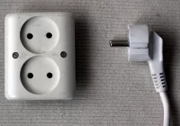 Sejm uchwalił ustawę zamrażającą ceny prądu w 2023 r. - zdjęcie główne