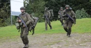 Wojewoda Małopolski na ćwiczeniach żołnierzy WOT w Limanowej - zdjęcie 2