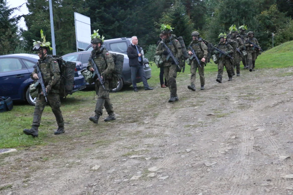 Wojewoda Małopolski na ćwiczeniach żołnierzy WOT w Limanowej - zdjęcie 11