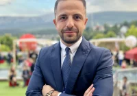 Policja odnalazła samochód zaginionego polityka - zdjęcie główne