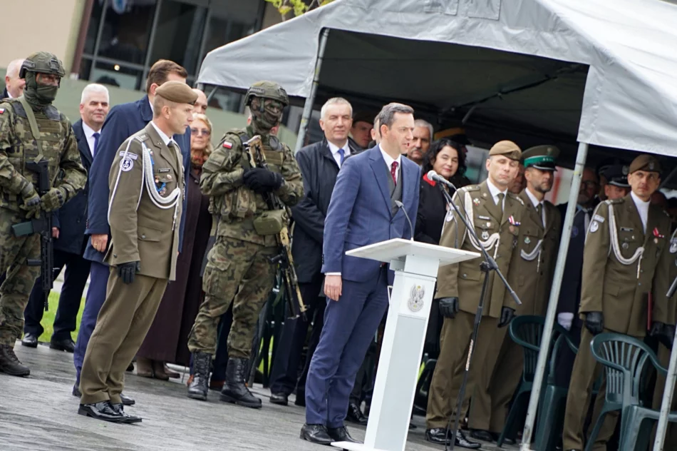 Przysięga żołnierzy WOT na Rynku w Limanowej - zdjęcie 12