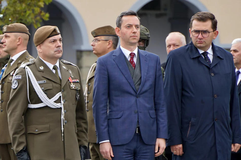 Przysięga żołnierzy WOT na Rynku w Limanowej - zdjęcie 14