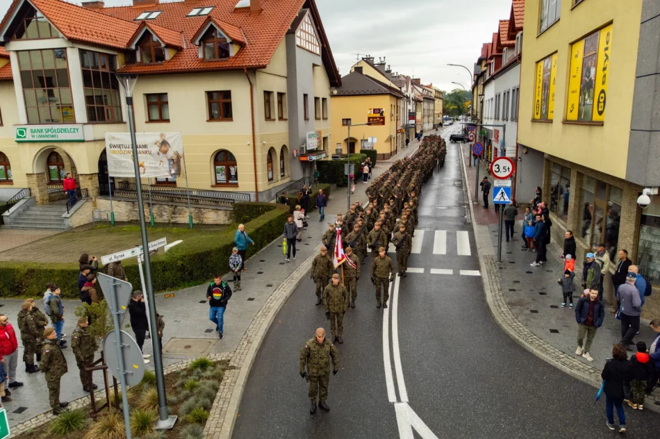 Przysięga żołnierzy 11 MBOT z udziałem Wiceministra Obrony Narodowej - zdjęcie 18