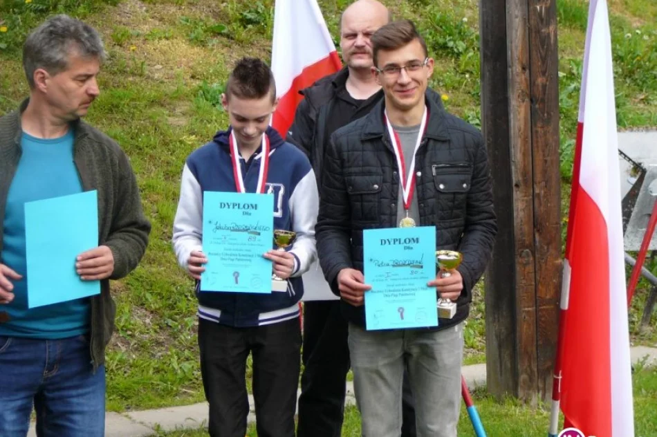 Sukcesy limanowskich strzelców na Majówce na strzelnicy LOK w Nowym Sączu - zdjęcie 4