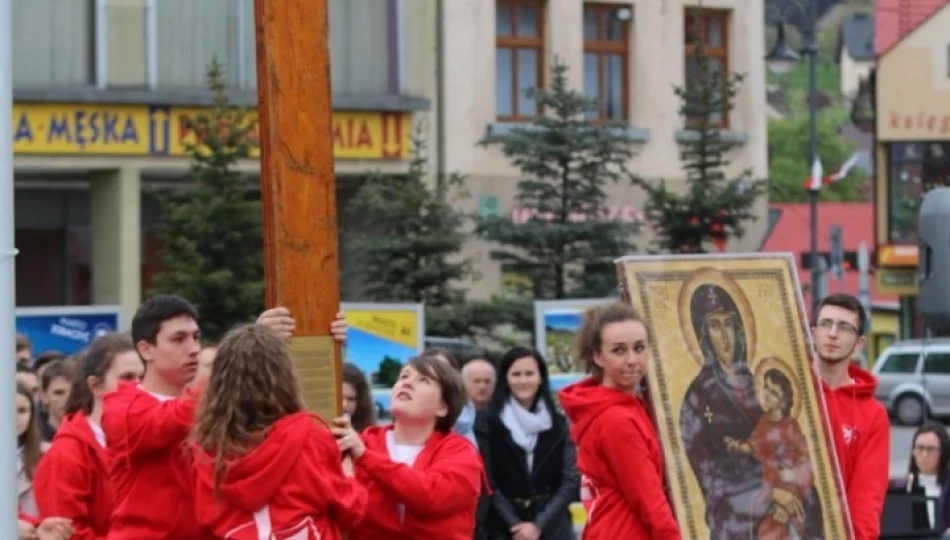 W Limanowej powitano symbole Światowych Dni Młodzieży - zdjęcie 1