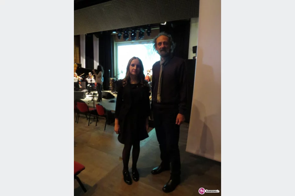 Krakowski koncert „Siła miłości” z udziałem uczennicy z ZS Nr 1 w Starej Wsi - zdjęcie 2