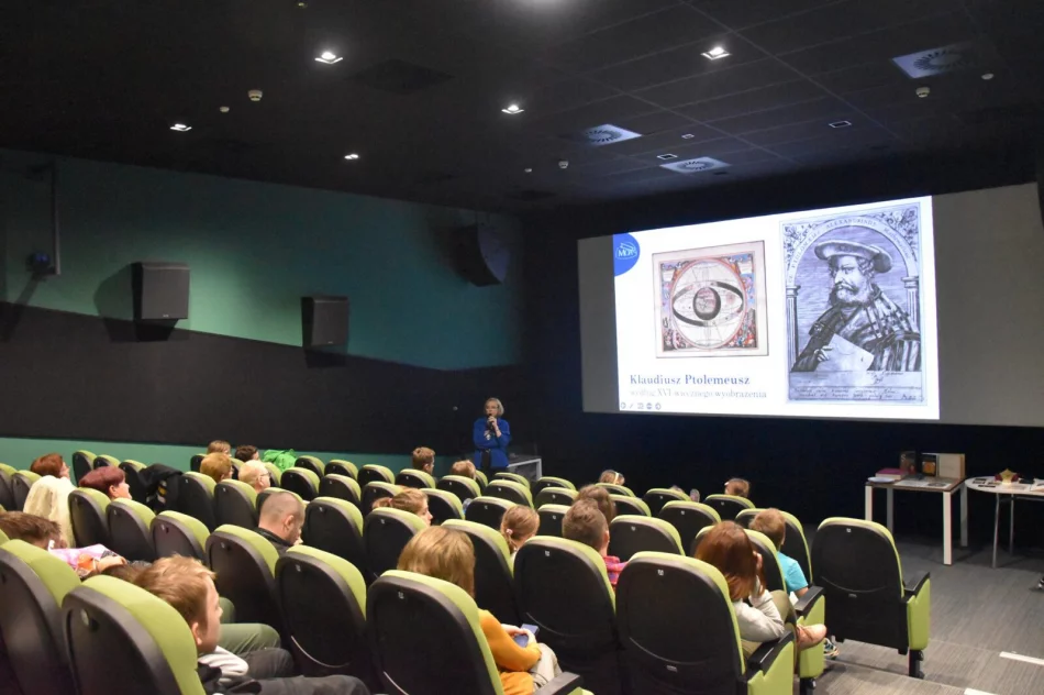 W Miejskiej Bibliotece Publicznej odbyła się „magiczna” Noc Bibliotek - zdjęcie 6