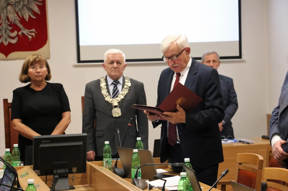  Podziękowania dla strażników z okazji 30-lecia działalności Straży Miejskiej w Limanowej - zdjęcie 8