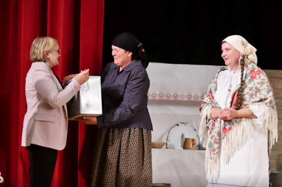 12. Małopolski Przegląd Dorobku Artystycznego i Kulinarnego Kół Gospodyń Wiejskich - zdjęcie 8