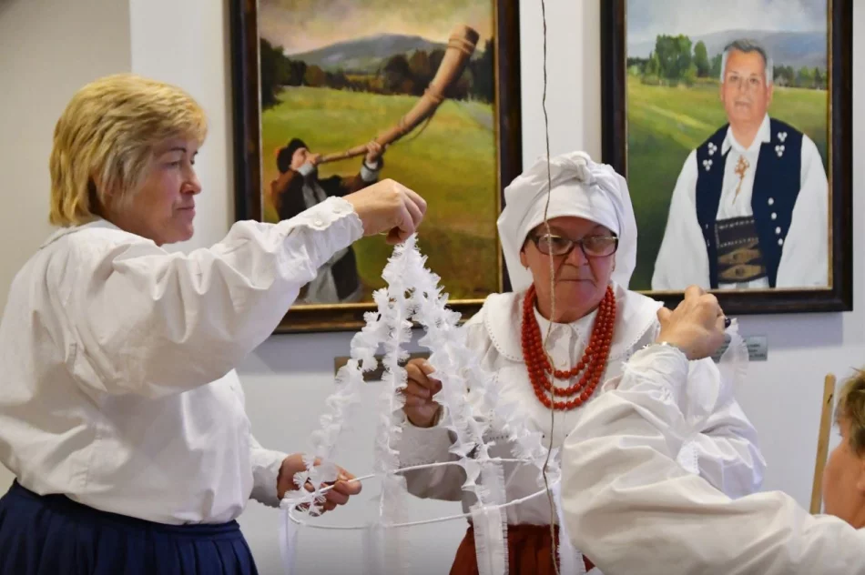 12. Małopolski Przegląd Dorobku Artystycznego i Kulinarnego Kół Gospodyń Wiejskich - zdjęcie 11